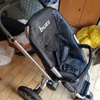 Passeggino Quinny Buzz con parasole e borsa