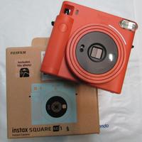 Fujifilm instax SQUARE SQ1