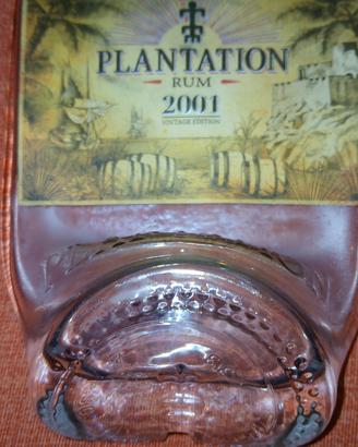 bottiglia rum Plantation 2001 artistica