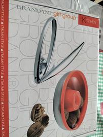 set schiaccianoci Brandani nuovo