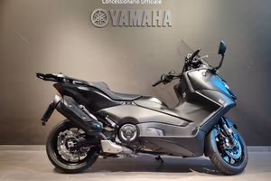 Yamaha T Max 560