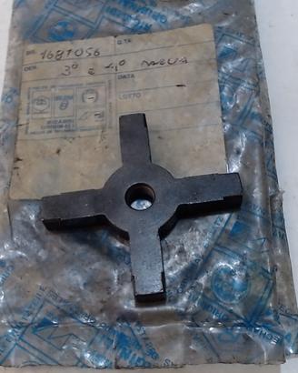 CROCERA CAMBIO APE PIAGGIO 1681056
