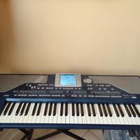 tastiera Korg pa800