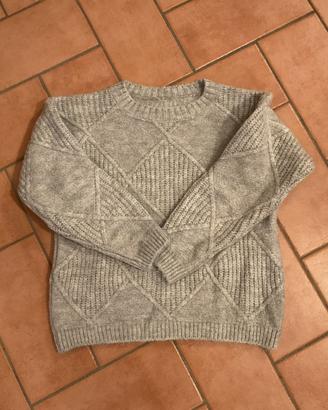 Maglione grigio - ragazza