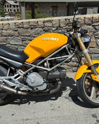 DUCATI MONSTER YELLOW 1995 epoca