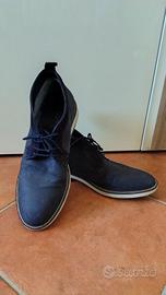 Scarpe con lacci eleganti
