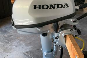 Motore fuoribordo Honda 4cv-4T