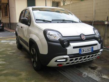 FIAT New Panda CROSS 1.0 FIREFLY S-S HYBRID