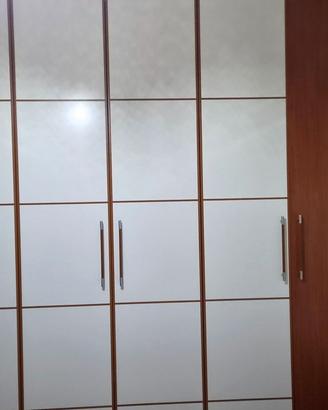 Armadio,comodini 2 e letto matrimoniale
