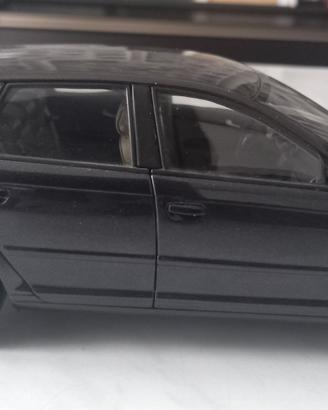 Modellino Audi A3 Sportback Kyosho 1:18