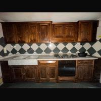 Cucina in legno massello