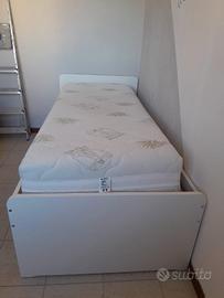 Letto singolo con materasso ortopedico