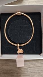 Bracciale donna Pandora in oro rosa con charm