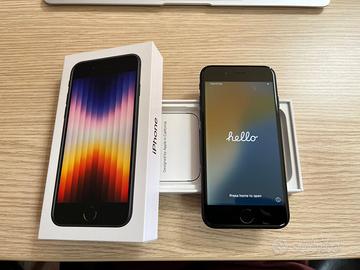 iPhone SE (3ª Gen 2022) 64GB - Batteria 97%