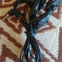 Auricolari (Connettore jack 2,5 mm)