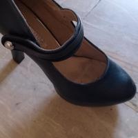 Scarpe con tacco euro 8