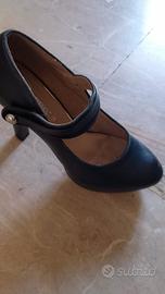 Scarpe con tacco euro 8