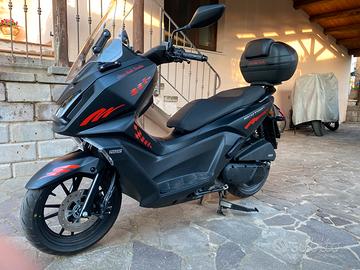 Kymco 125 Sky Town