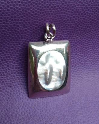 Ciondolo in argento sterling e madreperla vintage