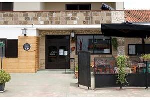 Locale commerciale ristorante pizzeria