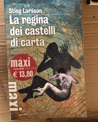 LA REGINA DEI CASTELLI DI CARTA***