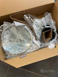 Batteria pentole 6 pezzi antiaderenti nuove