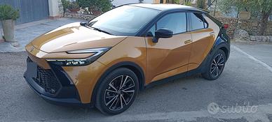Toyota CHR plug-in-hibrid 2024