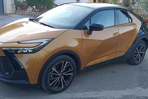 Toyota CHR plug-in-hibrid 2024