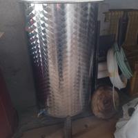 Attrezzatura per vino