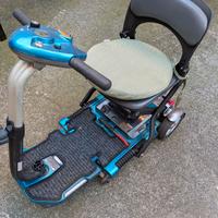 Scooter elettrico pieghevole