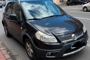 FIAT 16 Sedici - 2011