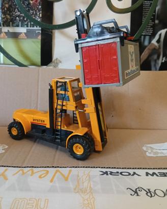corgi hyster challenger 800