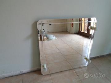 specchio con 4 lampadine