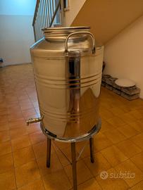 Fusto per olio in acciaio inox 