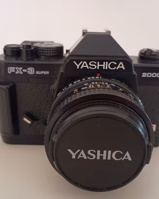 Reflex analogica Yashica FX-3 Super 2000