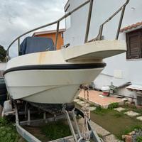 Rio 600 Fish con carrello 8,4mt