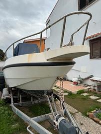 Rio 600 Fish con carrello 8,4mt