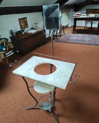 Lavabo da camera d'epoca con specchio – Ferro batt