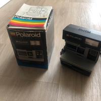 Macchina fotografica polaroid