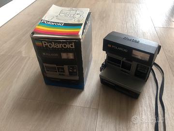 Macchina fotografica polaroid