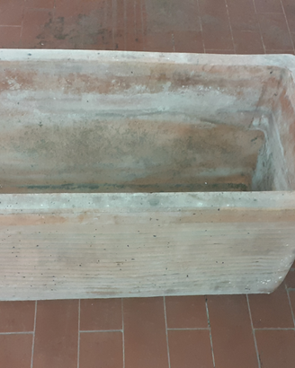 Vaso grande in terracotta