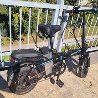 Bici elettrica pieghevole ruote piccole