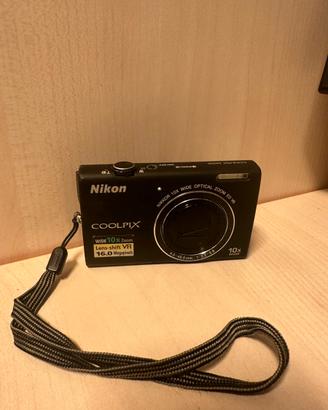 Fotocamera Nikon Digitale Compatta
