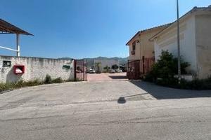 Ampio Locale Artigianale/Deposito Zona Pagliarelli