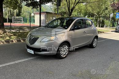 LANCIA Ypsilon 1.2 69 CV 5 porte S&S Platinum