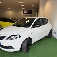 Lancia Ypsilon 1.0 FireFly 5 porte S&S Hybrid Ecoc