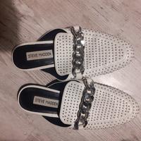 scarpe sabau bianche con borchie