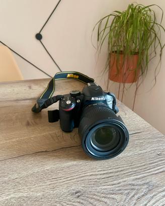 Nikon 3200 + obiettivo 18 105 con 4800 scatti