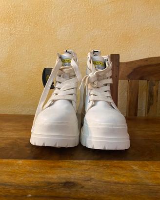 Anfibi Buffalo London Edizione Limitata