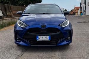 Toyota yaris Hybrid lounge